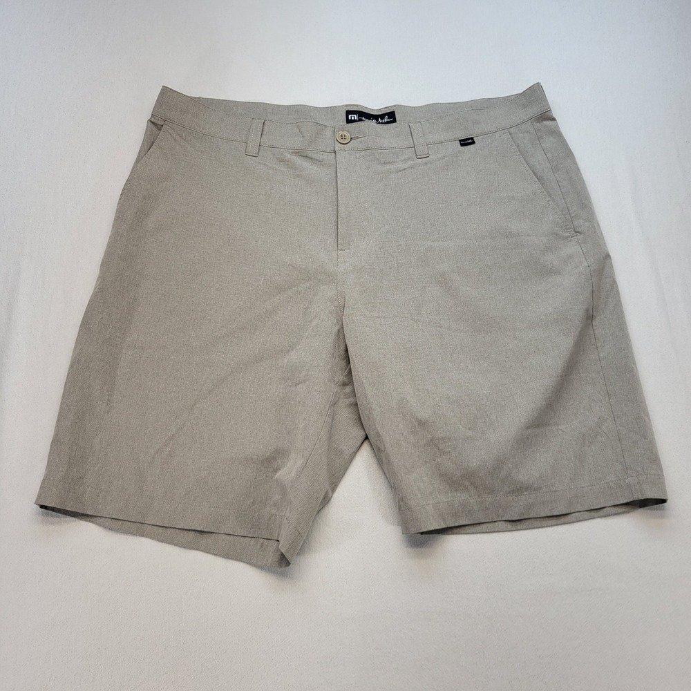 TravisMathew Golf Shorts Mens 40 Tan Khaki Performance Stretch Flat‎ Front 9.5"